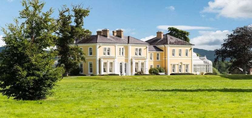 Rockett's Castle Estate, Ireland